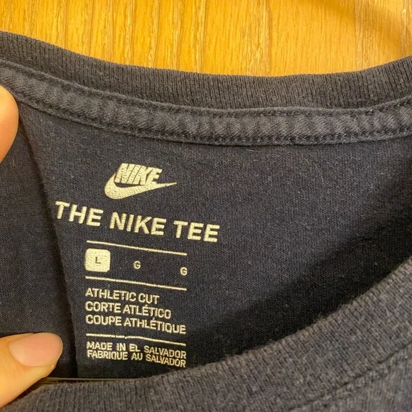 Nike Blue and Red Short Sleeve Tee Just Do It Size Large - Picture 3 of 4